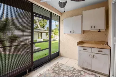 2201 54th Avenue Drive W, Bradenton, FL 34207 - Photo 55