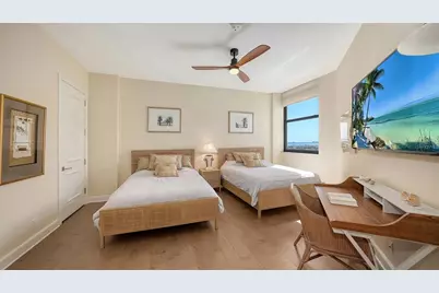 1241 Gulf Of Mexico Drive #803, Longboat Key, FL 34228 - Photo 17