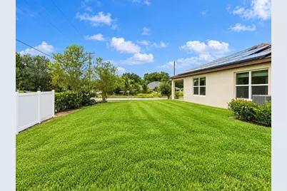 901 Golden Shiner Avenue, Ruskin, FL 33570 - Photo 21