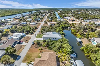 18702 Arapahoe Circle, Port Charlotte, FL 33948 - Photo 57