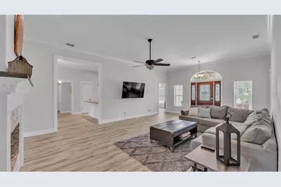 115 Lake Mariam Way, Winter Haven, FL 33884 - Photo 11