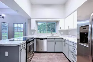 1904 Vista View Dr, Lakeland, FL 33813 - Photo 23