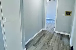 688 4th St, Polk City, FL 33868 - Photo 5