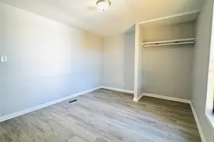 688 4th St, Polk City, FL 33868 - Photo 13