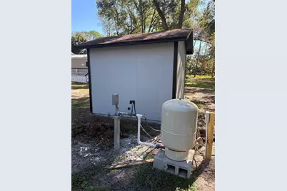 8939 Beverly Hills, Lakeland, FL 33809 - Photo 11