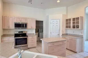 5614 Angelo Cir, Sebring, FL 33872 - Photo 9