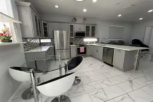 10439 Andover Point Cir, Orlando, FL 32825 - Photo 5