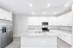 3418 Cup Dr, Lakeland, FL 33803 - Photo 3