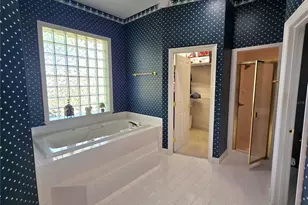 2409 Berkshire Dr, Winter Haven, FL 33884 - Photo 13