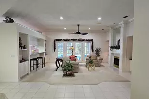 2409 Berkshire Dr, Winter Haven, FL 33884 - Photo 3