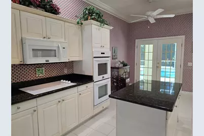 2409 Berkshire Drive, Winter Haven, FL 33884 - Photo 5