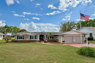 233 Greensview Dr, Avon Park, FL 33825 - Photo 1