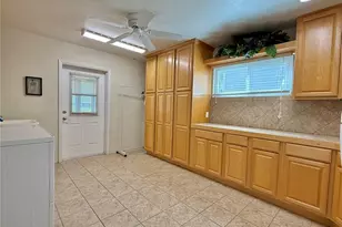 233 Greensview Dr, Avon Park, FL 33825 - Photo 17