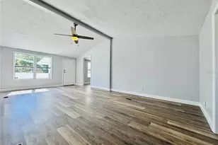 4822 Rolling Meadow Dr, Lakeland, FL 33810 - Photo 7