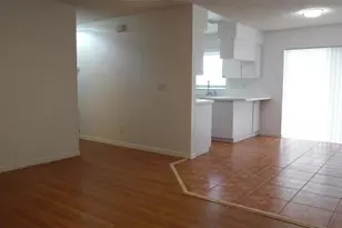 918 Grape Ave, Saint Cloud, FL 34769 - Photo 3