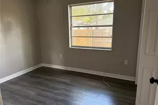 415 S Tangerine Ct, Eagle Lake, FL 33839 - Photo 5