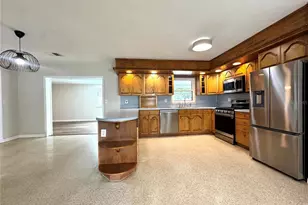 1358 Byron Dr, Clearwater, FL 33756 - Photo 9
