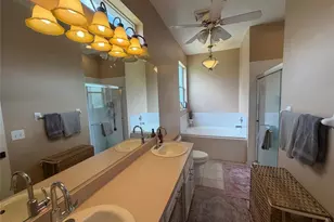 217 36th St NE, Bradenton, FL 34208 - Photo 7