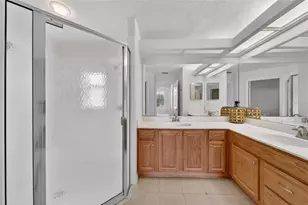 3842 Serenade Ln, Lakeland, FL 33811 - Photo 9
