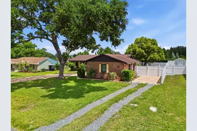 736 Scott Lake Village N, Lakeland, FL 33813 - Photo 5