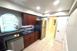 700 Mirror Terrace NW, Winter Haven, FL 33880 - Photo 3