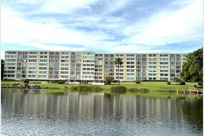 700 Mirror Terrace NW #507, Winter Haven, FL 33881 - Photo 1