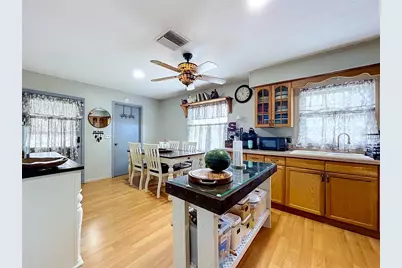 392 Old Dixie Highway, Bowling Green, FL 33834 - Photo 11