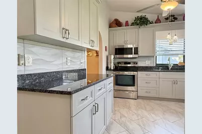 1742 W Orangewood Place, Avon Park, FL 33825 - Photo 7