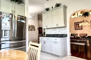 1742 W Orangewood Pl, Avon Park, FL 33825 - Photo 9