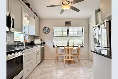 1742 W Orangewood Place, Avon Park, FL 33825 - Photo 11