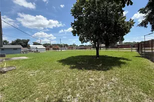 1313 Magdalene Ct E, Lakeland, FL 33801 - Photo 21