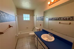 1313 Magdalene Ct E, Lakeland, FL 33801 - Photo 9