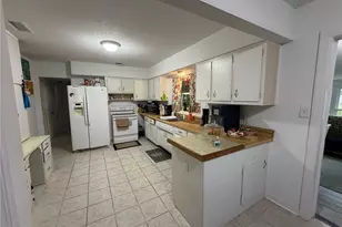 105 Lake Sears Dr, Winter Haven, FL 33880 - Photo 7