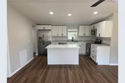 6428 Fernwood Drive, Lakeland, FL 33810 - Photo 3