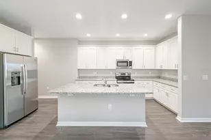 3430 Cup Dr, Lakeland, FL 33803 - Photo 13