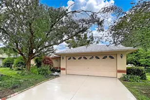 3974 Lime Tree Ln, Lakeland, FL 33813 - Photo 3
