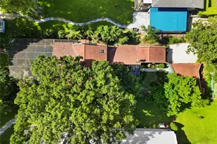 1019 W Lake Eloise Terrace, Winter Haven, FL 33884 - Photo 9