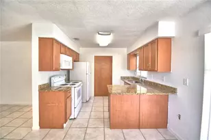 914 Grape Ave, Saint Cloud, FL 34769 - Photo 19