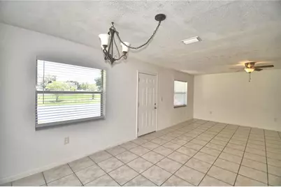 914 Grape Avenue, Saint Cloud, FL 34769 - Photo 9