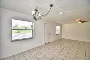 914 Grape Ave, Saint Cloud, FL 34769 - Photo 9