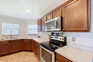 418 Majestic Gardens Blvd, Winter Haven, FL 33880 - Photo 9