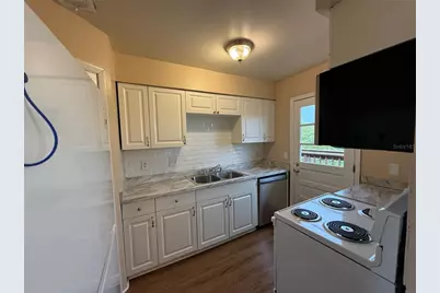 1920 E Edgewood Drive #N8, Lakeland, FL 33803 - Photo 3