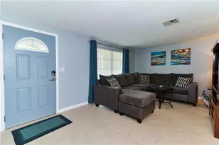 18289 Wolbrette Cir, Port Charlotte, FL 33948 - Photo 9