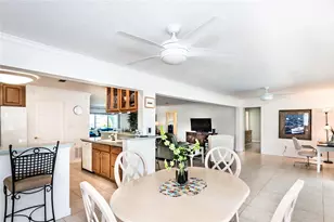 129 Cousley Dr SE, Port Charlotte, FL 33952 - Photo 15