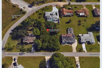 581 Spruce Street NW, Port Charlotte, FL 33952 - Photo 7