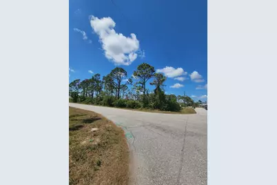 12282 Appleberg Circle, Port Charlotte, FL 33981 - Photo 5