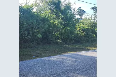 12282 Appleberg Circle, Port Charlotte, FL 33981 - Photo 15