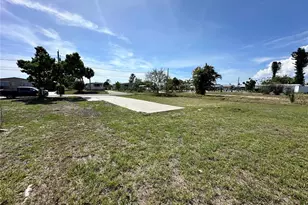 1427 Seagull Dr, Englewood, FL 34224 - Photo 1