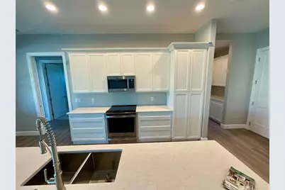 13654 Allamanda Circle, Port Charlotte, FL 33981 - Photo 7