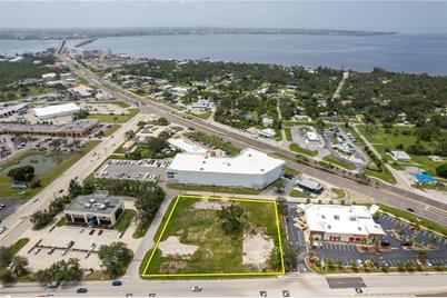 23041 Harborview Road, Port Charlotte, FL 33980 - Photo 11